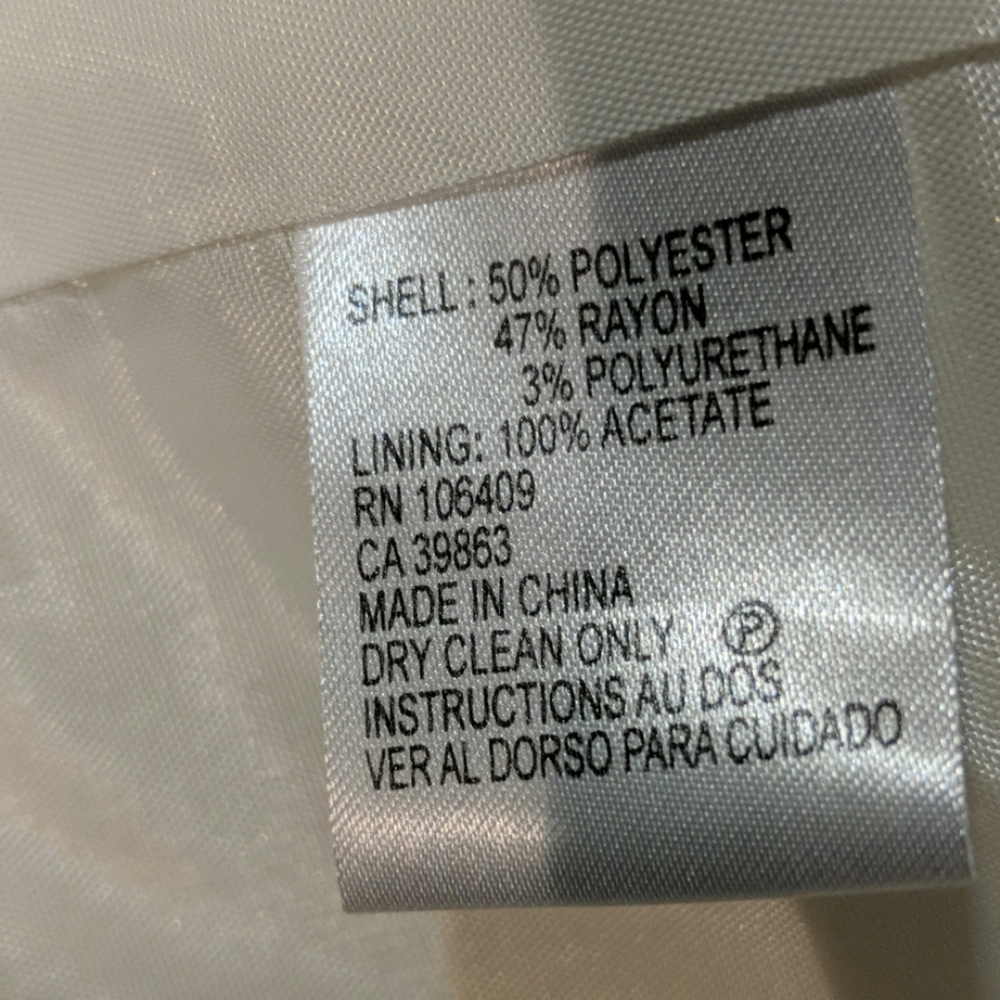 Tahari Arthur S Levine Sophisticated Suit Size 6 - Picture 7 of 8